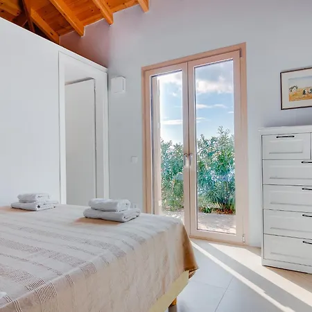 Βίλα Maher One *